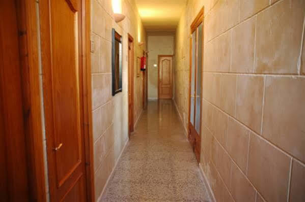 Hostal Paris Ciutadella Ciutadella  Extérieur photo