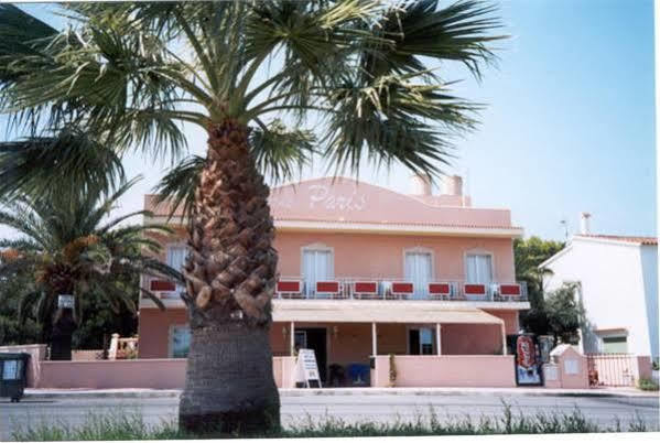 Hostal Paris Ciutadella Ciutadella  Extérieur photo
